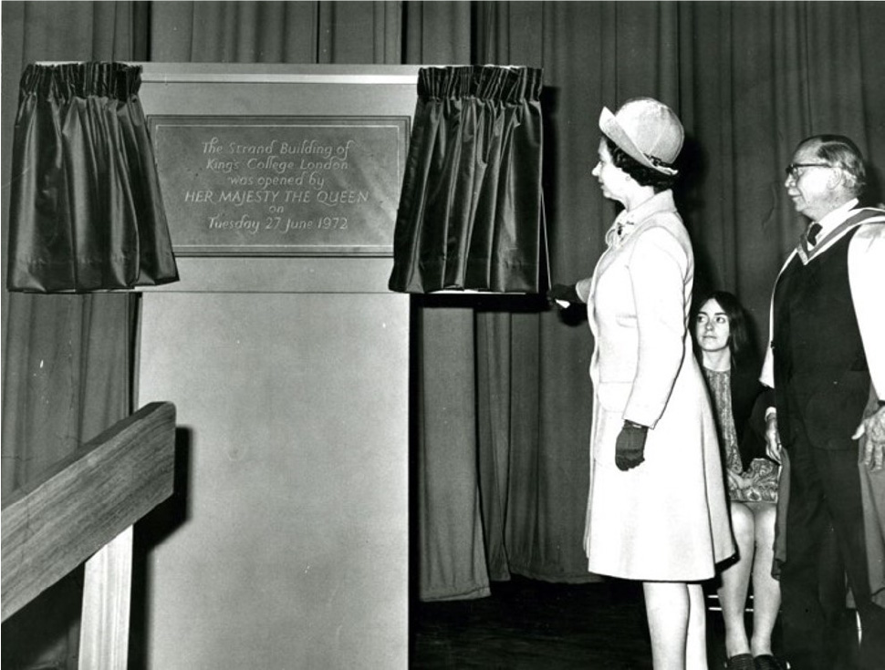 Her Majesty, the Queen officially opening the Strand Building on Thursday 27 June 1972