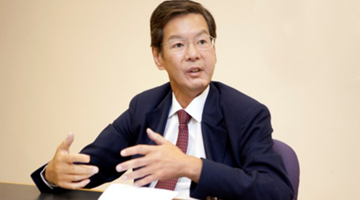 Professor Tak Hong Lee FKC